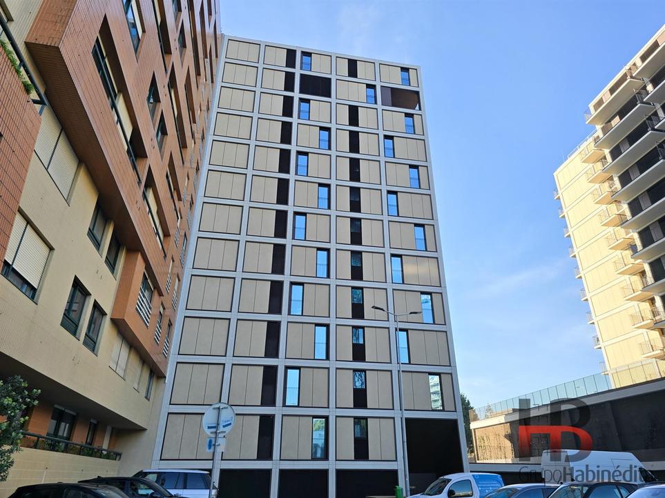 Apartamento de 2 dormitorios en Vila Nova de Gaia, Portugal No. 37065