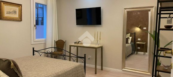 2 Schlafzimmer Wohnung in Venice, Italy, Nr. 377659 8