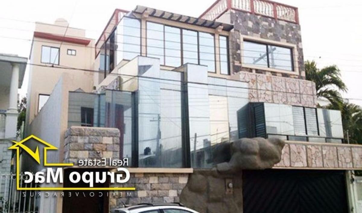 Casa de 5 dormitorios en Veracruz, Mexico No. 213812