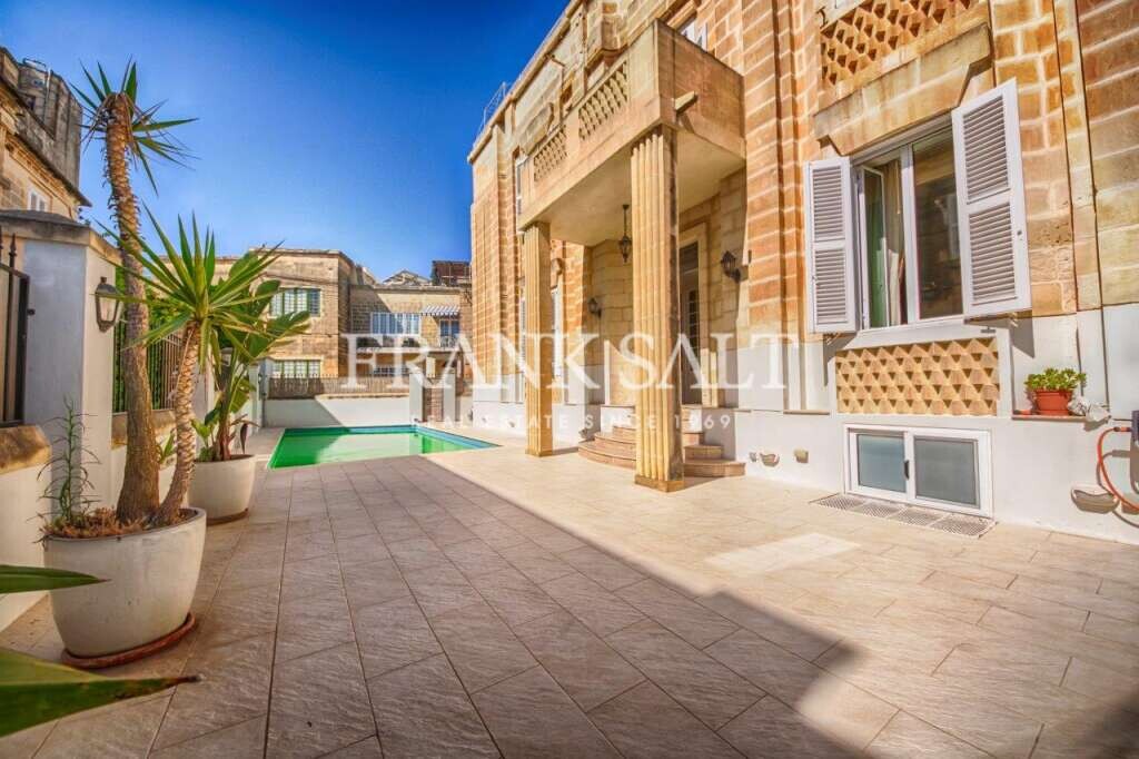 3 chambres Maison de ville à Ta' Xbiex, Malta No. 8930