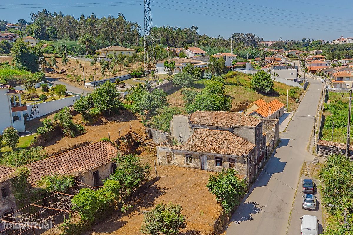 Casa de 9 dormitorios en Oliveira de Azemeis, Portugal No. 246819