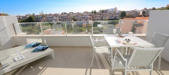Apartamento de 2 dormitorios en Alicante, Spain No. 202103 9