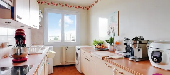 3 Schlafzimmer Wohnung in Le Bourget, France, Nr. 345627 6