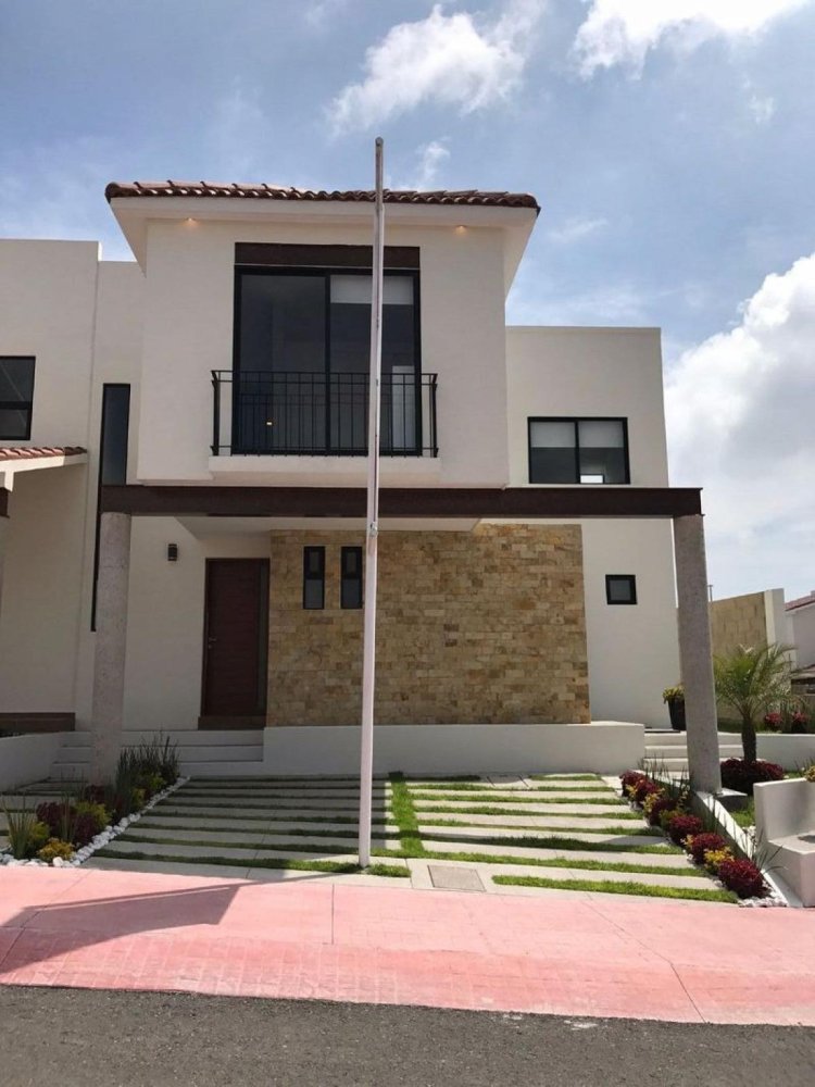 3 bedrooms House in Queretaro, Mexico No. 149526
