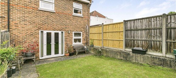 3 Schlafzimmer Gewerbliche Immobilie in London, United Kingdom, Nr. 8734 23