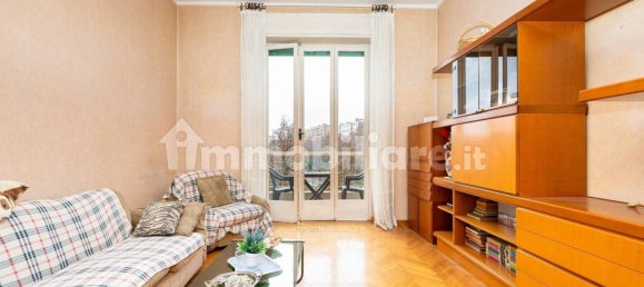 2 bedrooms Apartment in Turin, Italy No. 58389 12