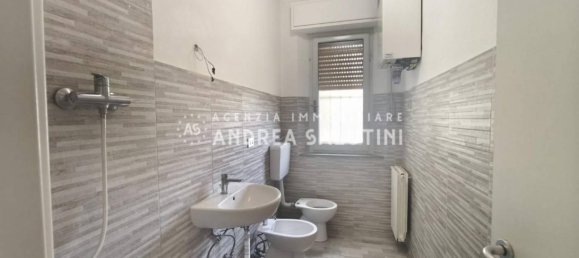 Apartamento T2 em Pontedera, Italy N.º 351999 13