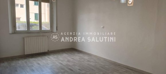 Apartamento T2 em Pontedera, Italy N.º 351999 4