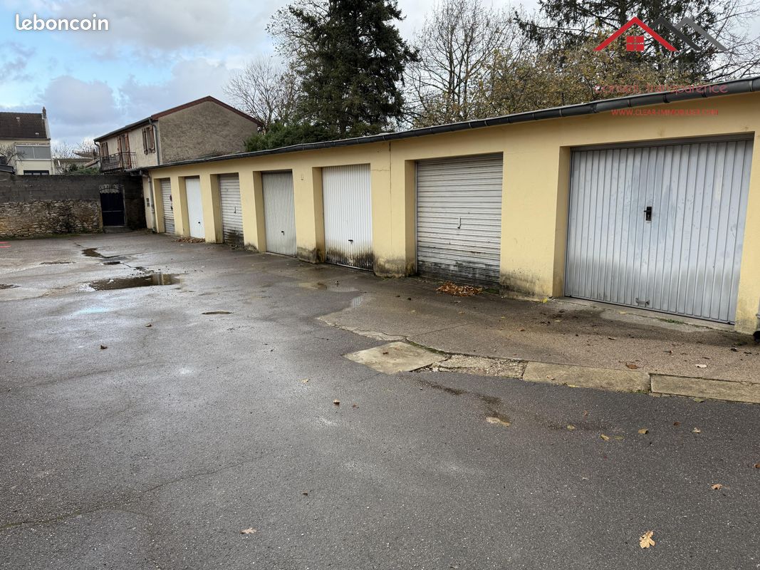 4-Zimmer Garage in Metz, France, Nr. 56432