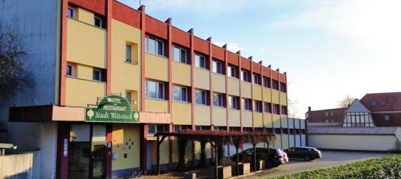 1860m² Hotel in Ostprignitz-Ruppin, Germany No. 91308 2