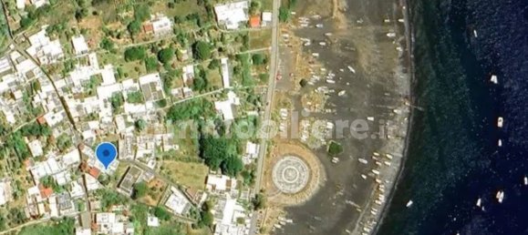 4 bedrooms Villa in Lipari, Italy No. 38228 3