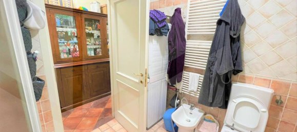 4غرفة شقة في Fiorano Modenese, Italy رقم 22661 11