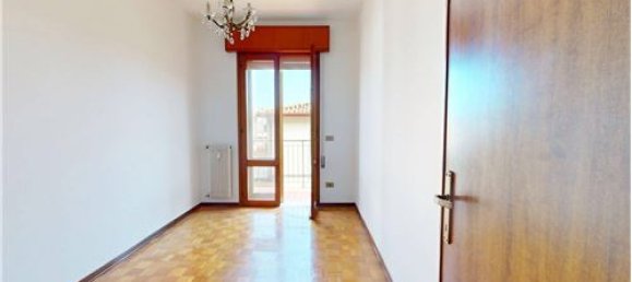 2 bedrooms Apartment in Padua, Italy No. 298623 12