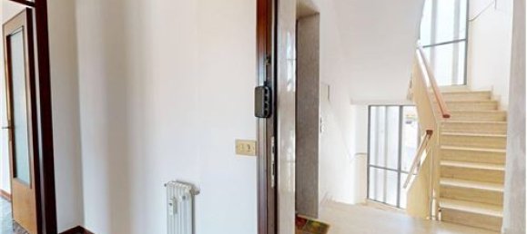 2 bedrooms Apartment in Padua, Italy No. 298623 4