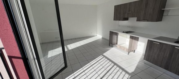 Studio in Saint-Cheron, France No. 181800 5