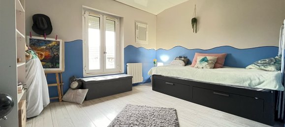 2 chambres Appartement à Louvres, France No. 174611 5
