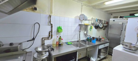 Коммерческая недвижимость 250м² в Сантс-Монтжуик, Испания № 68328 8