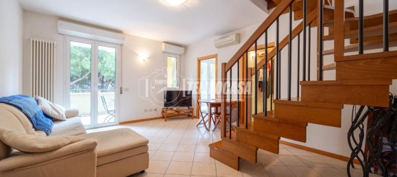 5 rooms Apartment in Misano Adriatico, Italy No. 7056 8