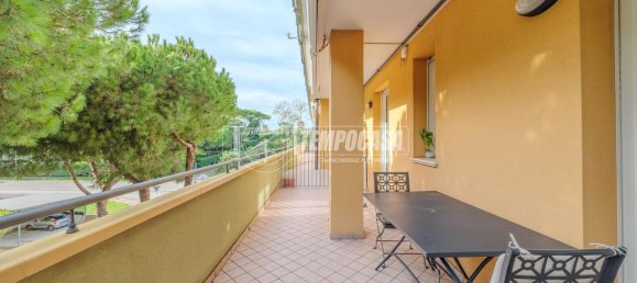 5 rooms Apartment in Misano Adriatico, Italy No. 7056 24