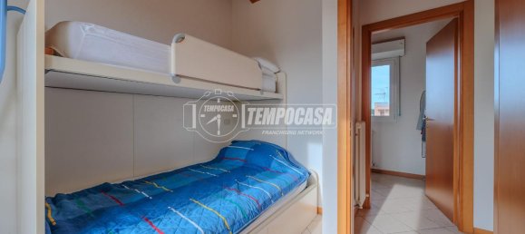 5 rooms Apartment in Misano Adriatico, Italy No. 7056 14