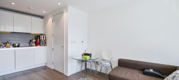 1 bedroom Apartment in London, United Kingdom No. 9660 23
