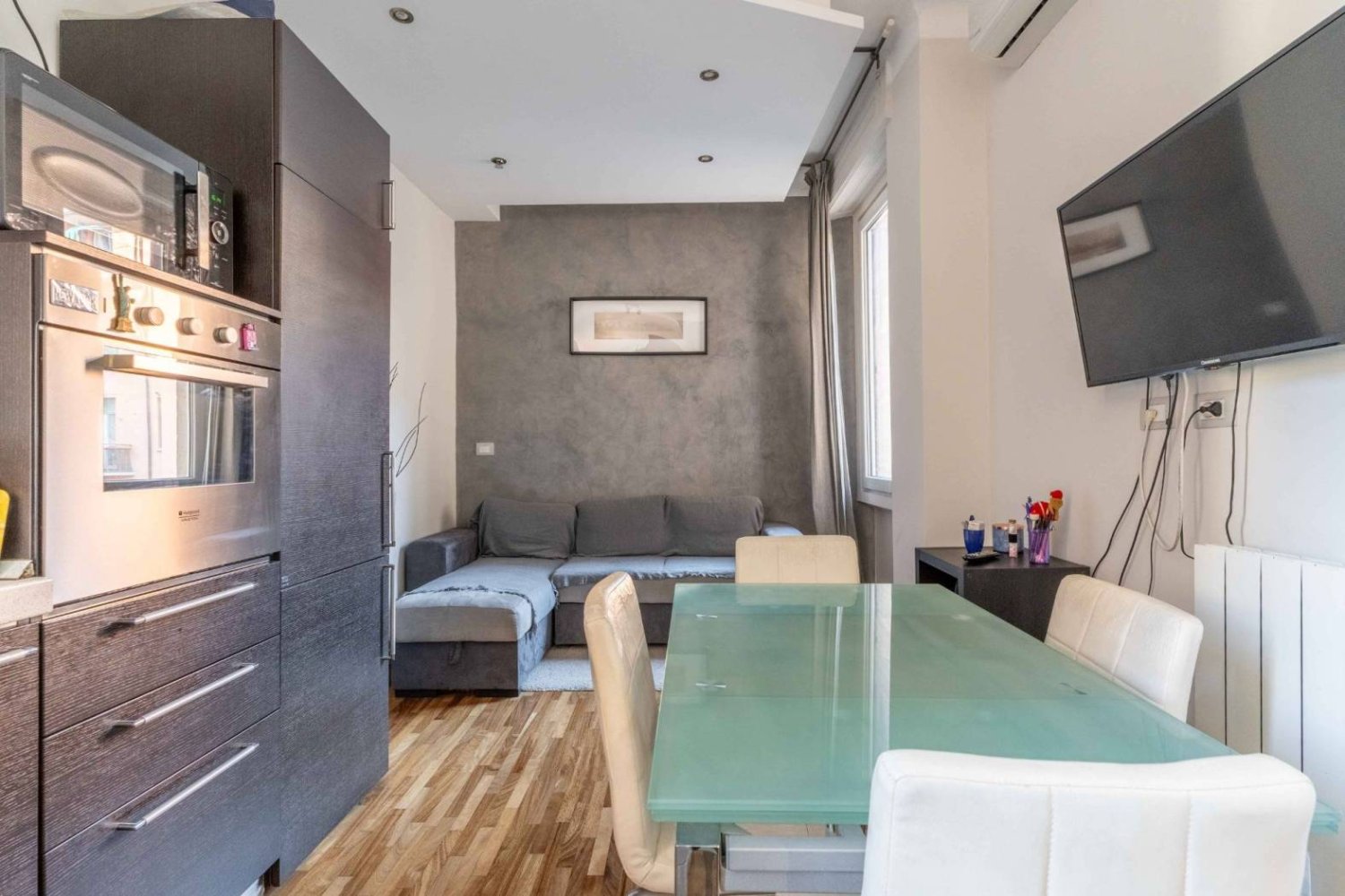1 bedroom Apartment in Milan, Italy No. 281746