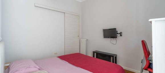 1 bedroom Apartment in Milan, Italy No. 281746 11