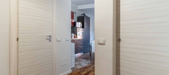 1 bedroom Apartment in Milan, Italy No. 281746 7
