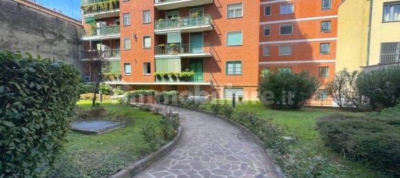 1 bedroom Apartment in Milan, Italy No. 275251 13