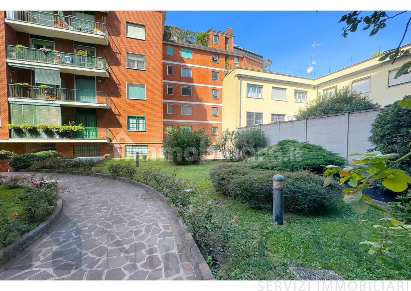 1 Schlafzimmer Wohnung in Milan, Italy, Nr. 275251