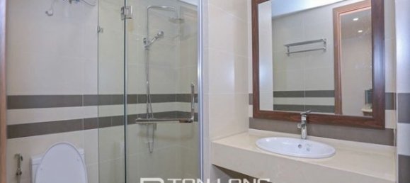 2 bedrooms Apartment in Ba Dinh, Vietnam No. 1552 5
