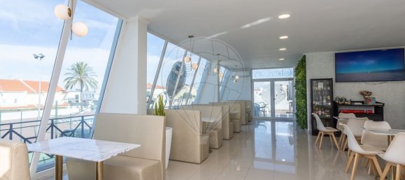 258m² Warehouse in Setubal, Portugal No. 70649 8