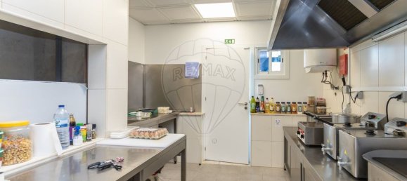 258m² Warehouse in Setubal, Portugal No. 70649 26