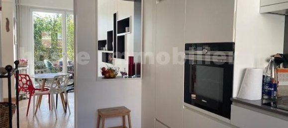 6 bedrooms House in Tourcoing, France No. 152970 9