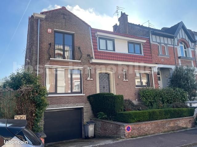 6 bedrooms House in Tourcoing, France No. 152970