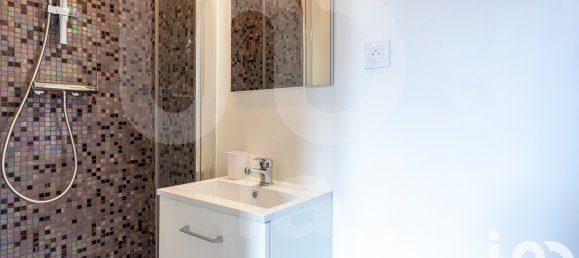 Studio in Paris, France No. 346881 7