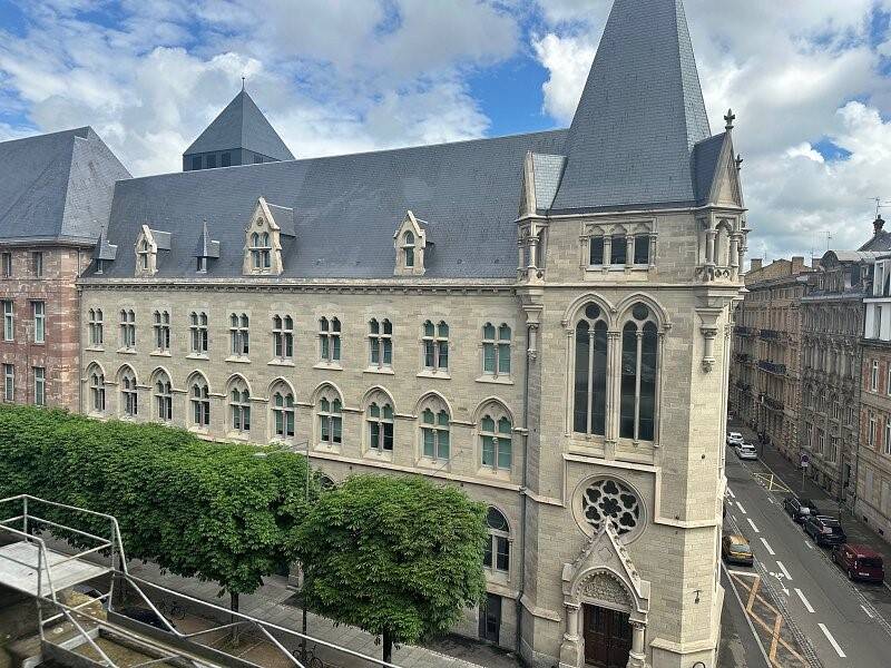 Квартира с 4 спальнями в Страсбург, Франция № 60192