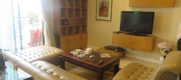 4 bedrooms Apartment in Hoan Kiem, Vietnam No. 5590 12