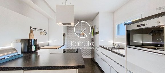 4 bedrooms House in Villette-d'Anthon, France No. 339074 12