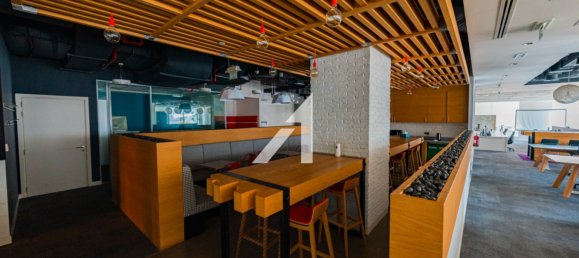 Офис 539.2м² в Дубай, ОАЭ № 107853 8