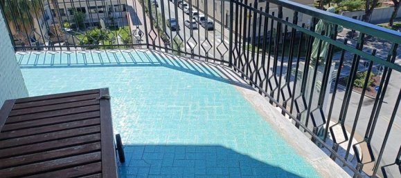 Квартира с 3 спальнями в Кьявари, Италия № 120912 5