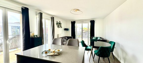 2 bedrooms Apartment in Saint-Gratien, France No. 298954 2