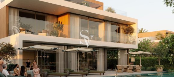Villa T5 em Dubai Investment Park, UAE N.º 107807 2