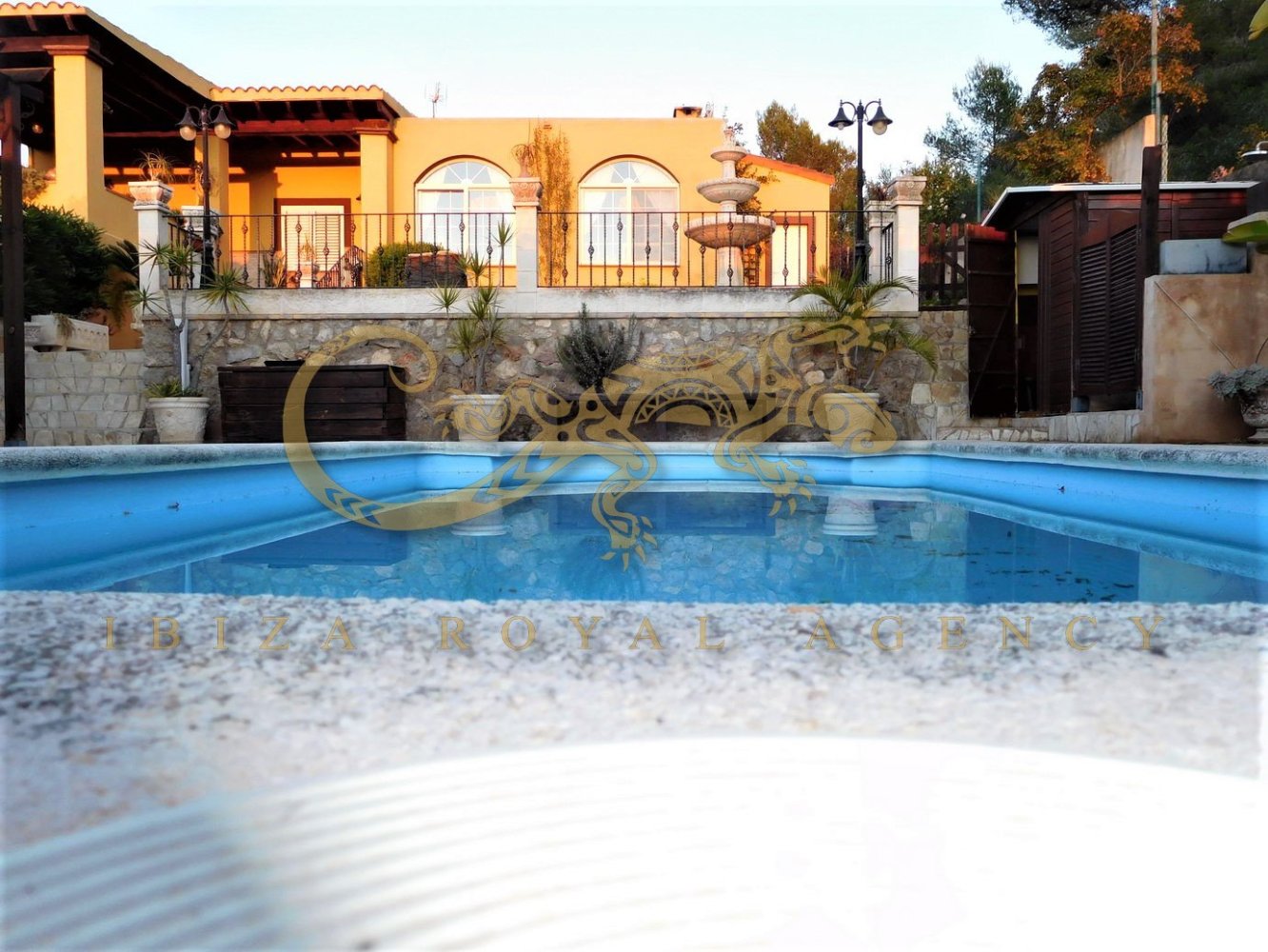 Вилла с 3 спальнями в Хесус, Испания № 866