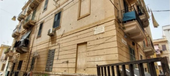 3-salle Appartement à Palermo, Italy No. 222459 5