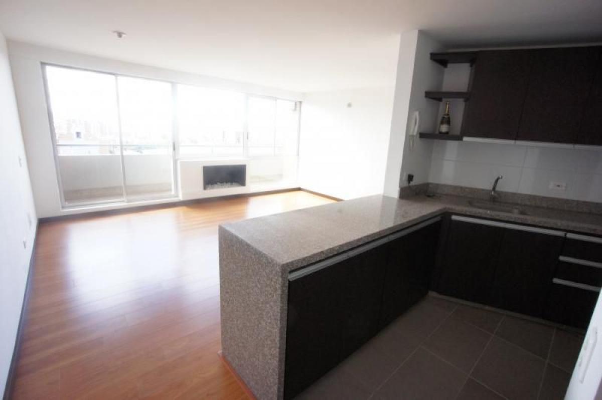 Дом с 3 спальнями в Богота, Колумбия № 13904