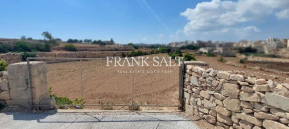 3 bedrooms Farm in Zebbug, Malta No. 246 4