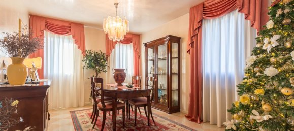 Вилла с 4 спальнями в Ронкаде, Италия № 92995 7