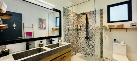 3 bedrooms Apartment in Tamarin, Mauritius No. 62 17