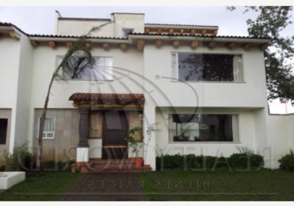 Casa de 3 dormitorios en Lerma, Mexico No. 170440